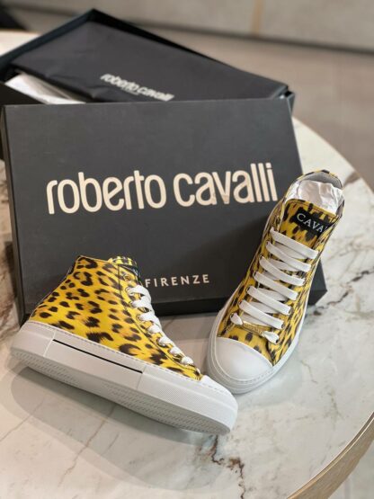 Roberto Cavalli Outlets 4421
