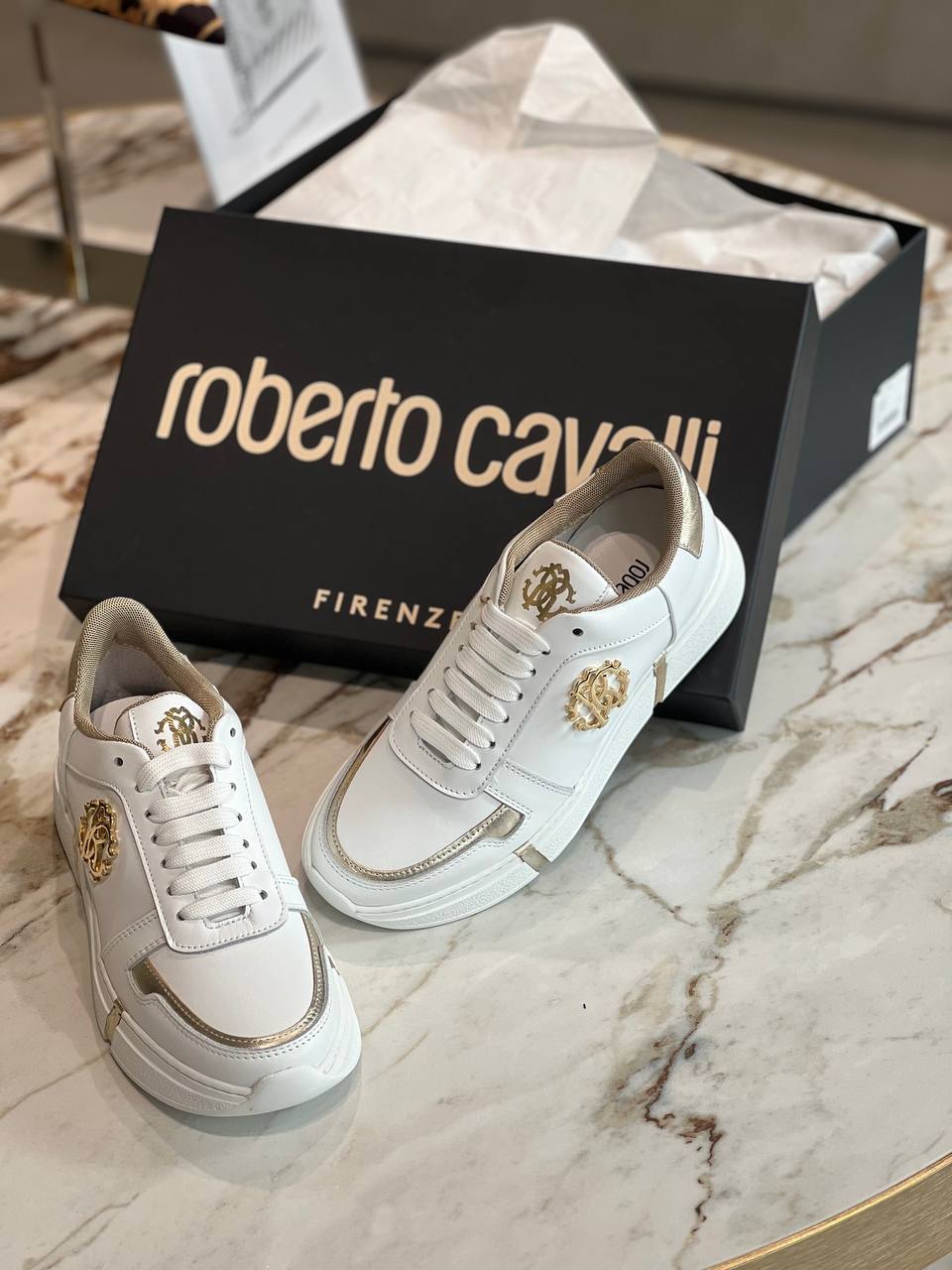 Roberto Cavalli Outlets 4424