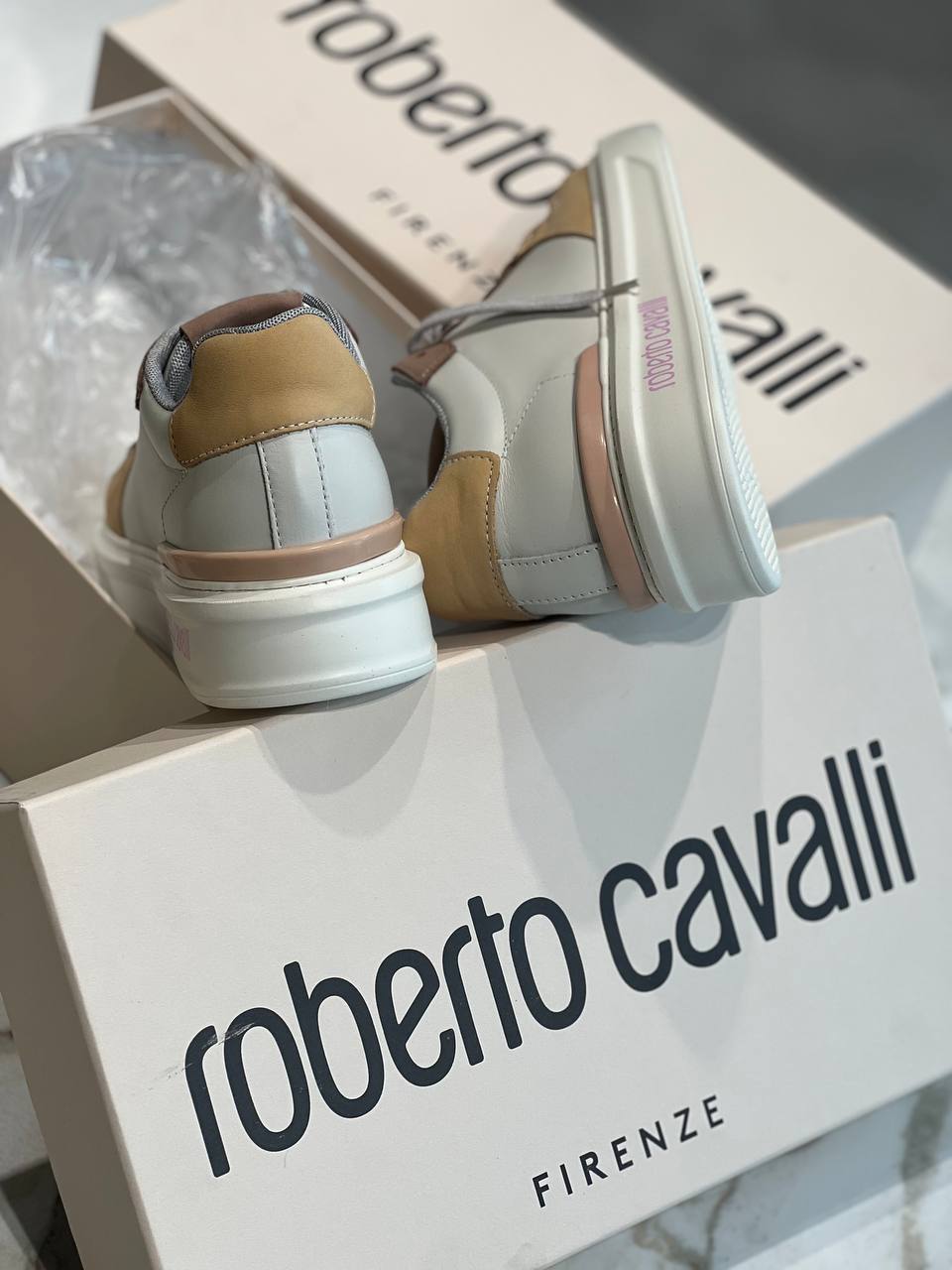 Roberto Cavalli Outlets 4434