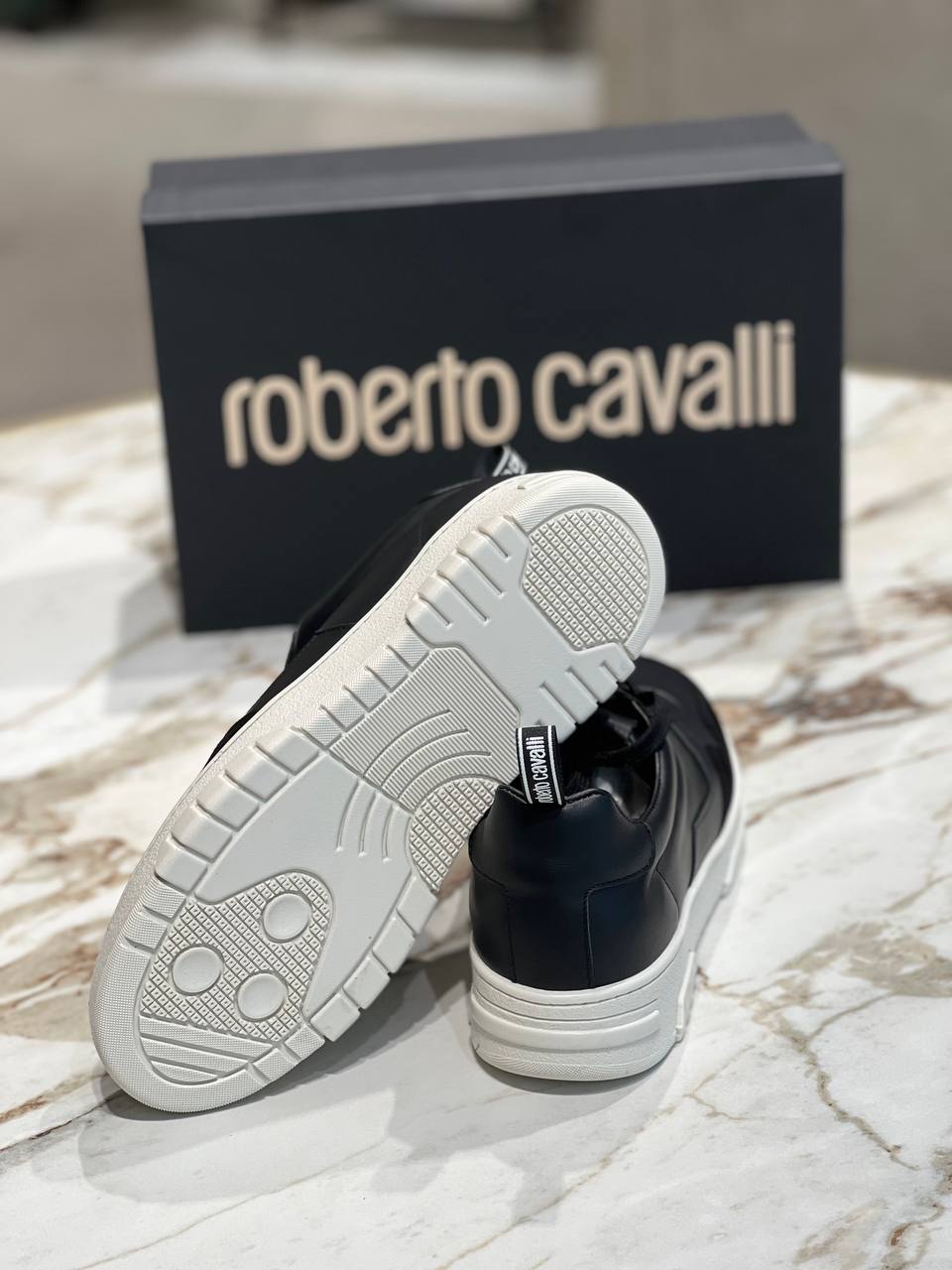 Roberto Cavalli Outlets 4692
