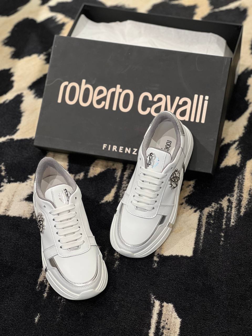 Roberto Cavalli Outlets 4694