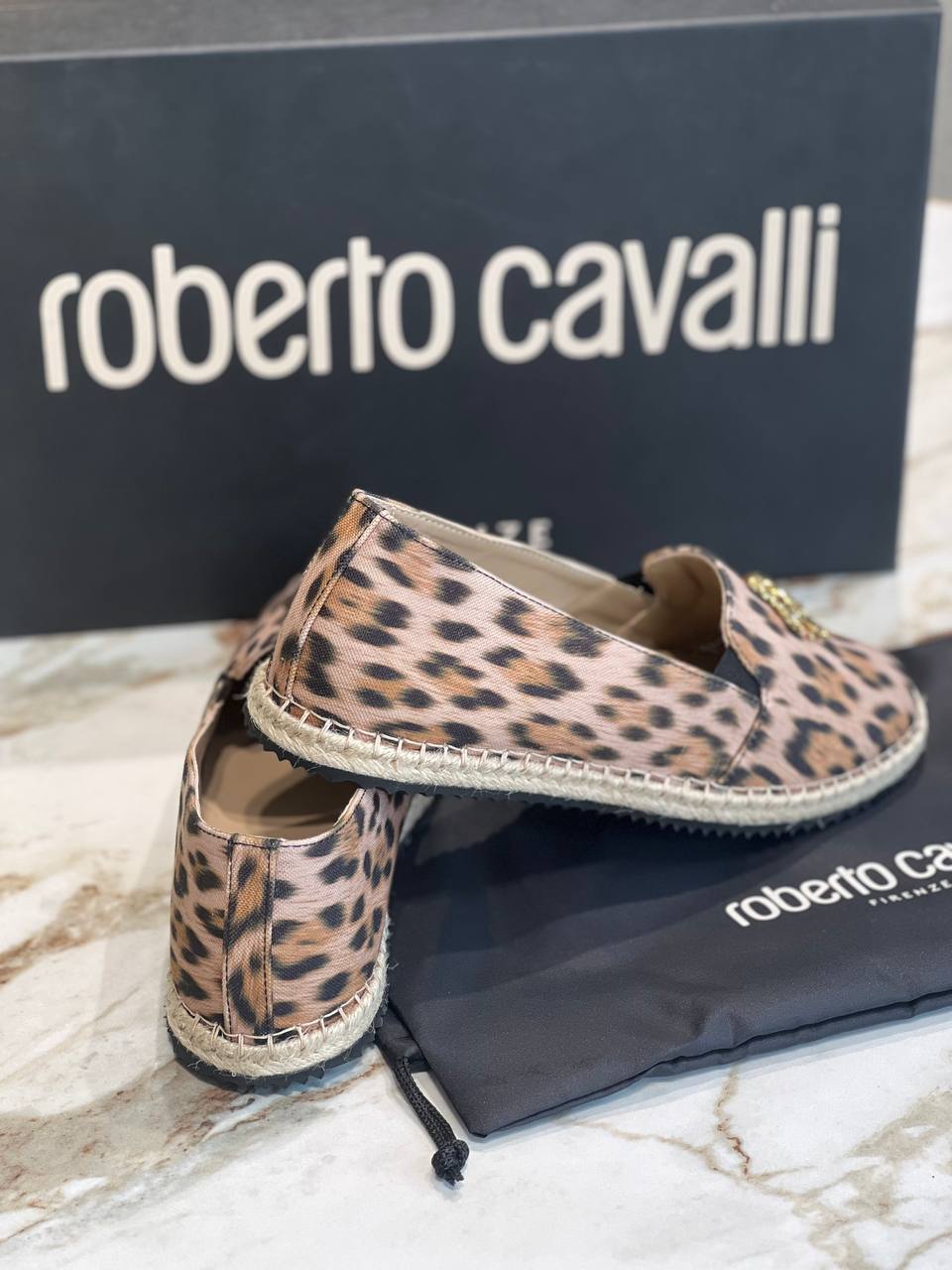 Roberto Cavalli Outlets 5022