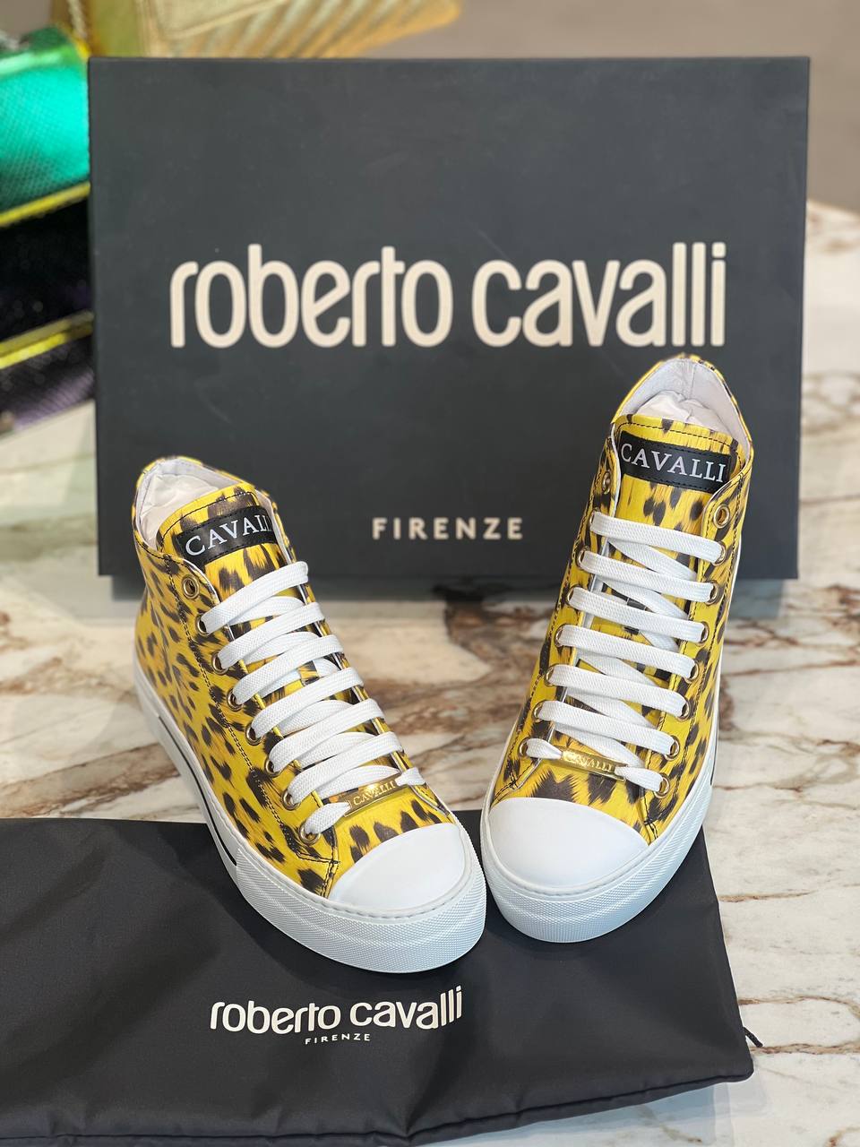 Roberto Cavalli Outlets 5023