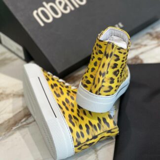 Roberto Cavalli Outlets 5025