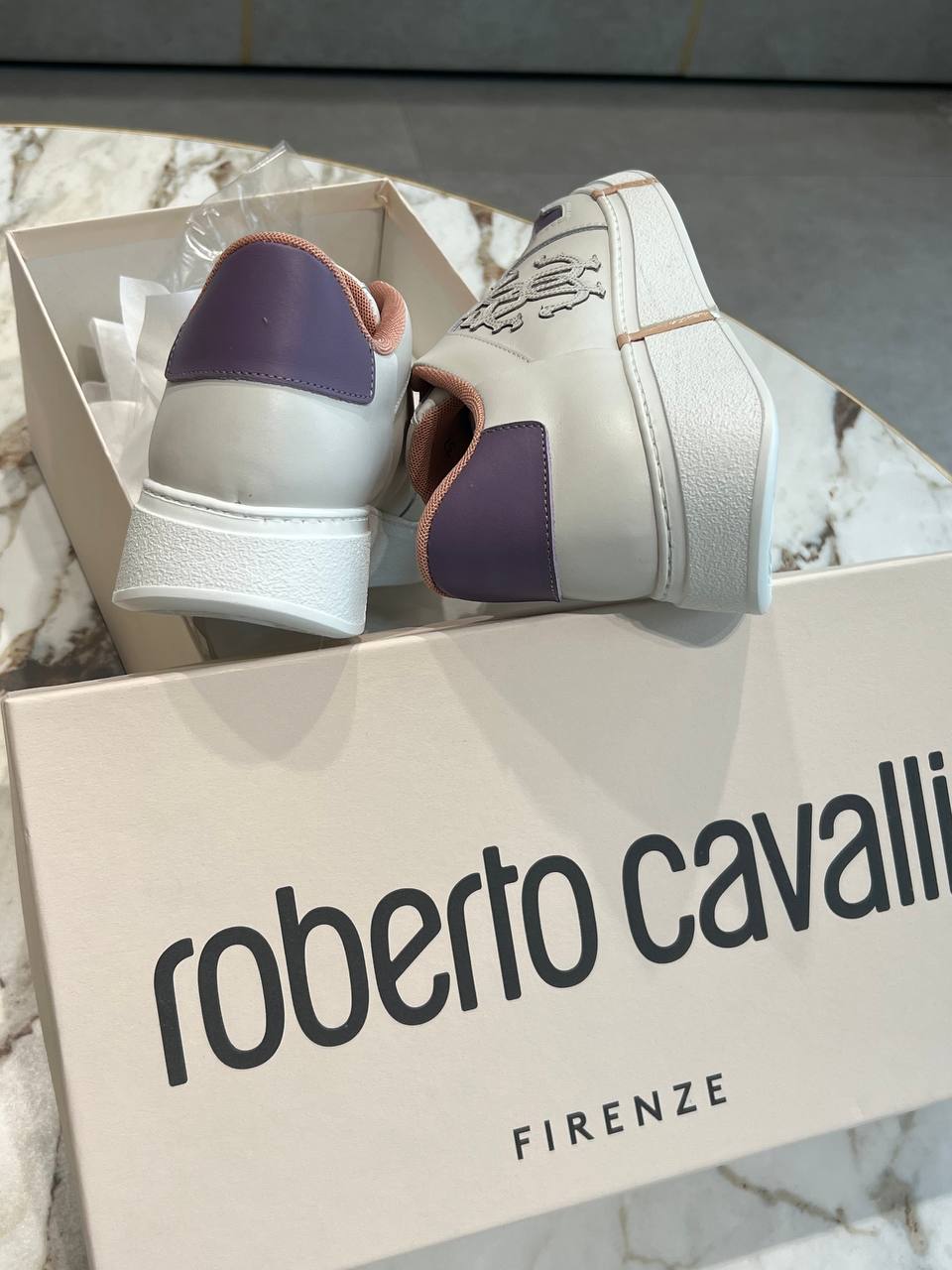 Roberto Cavalli Outlets 5088