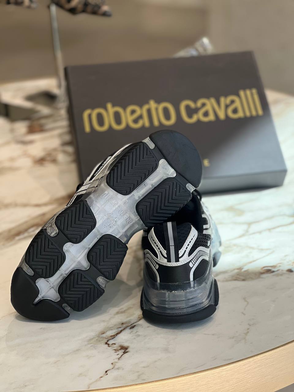 Roberto Cavalli Outlets 5202