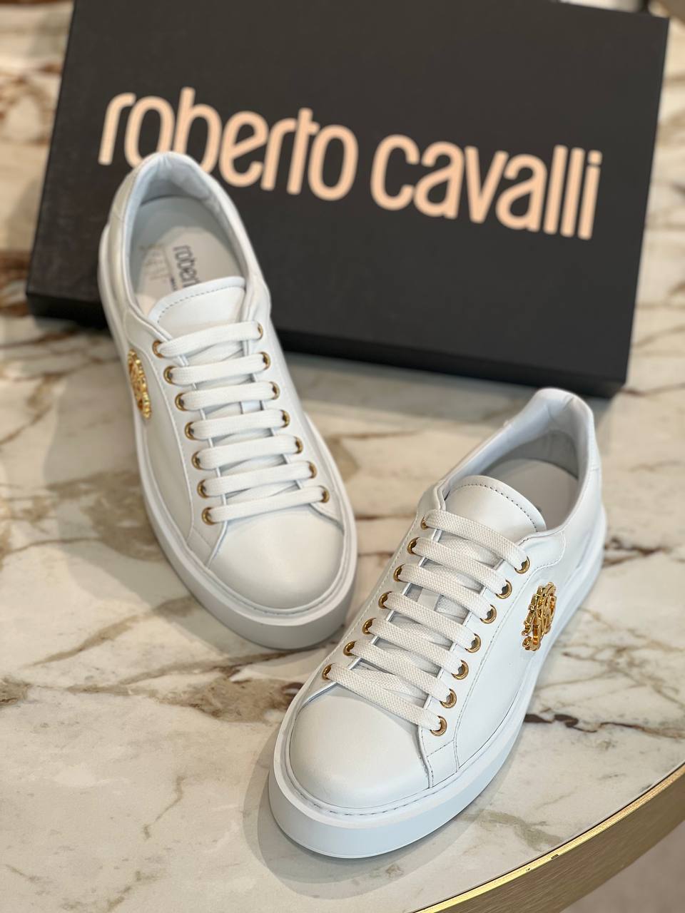 Roberto Cavalli Outlets 5774