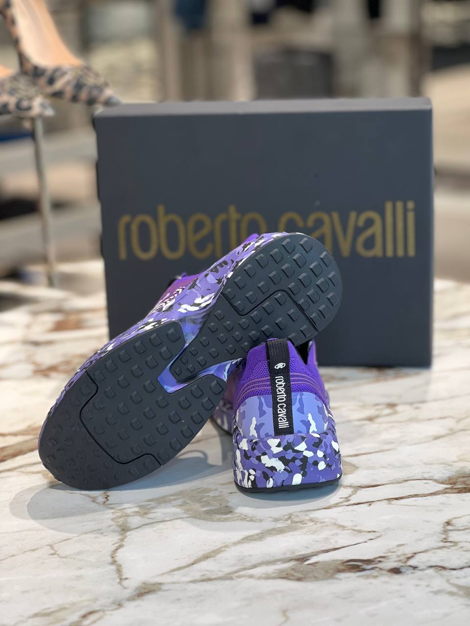 Roberto Cavalli Outlets 5832