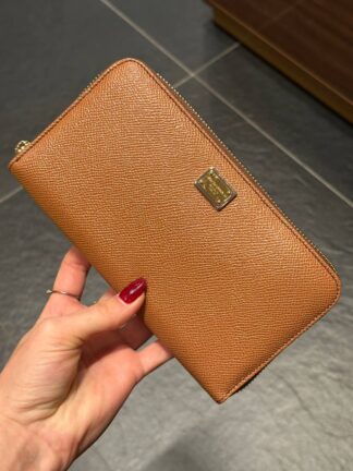 DOLCE & GABBANA OUTLETS 144343