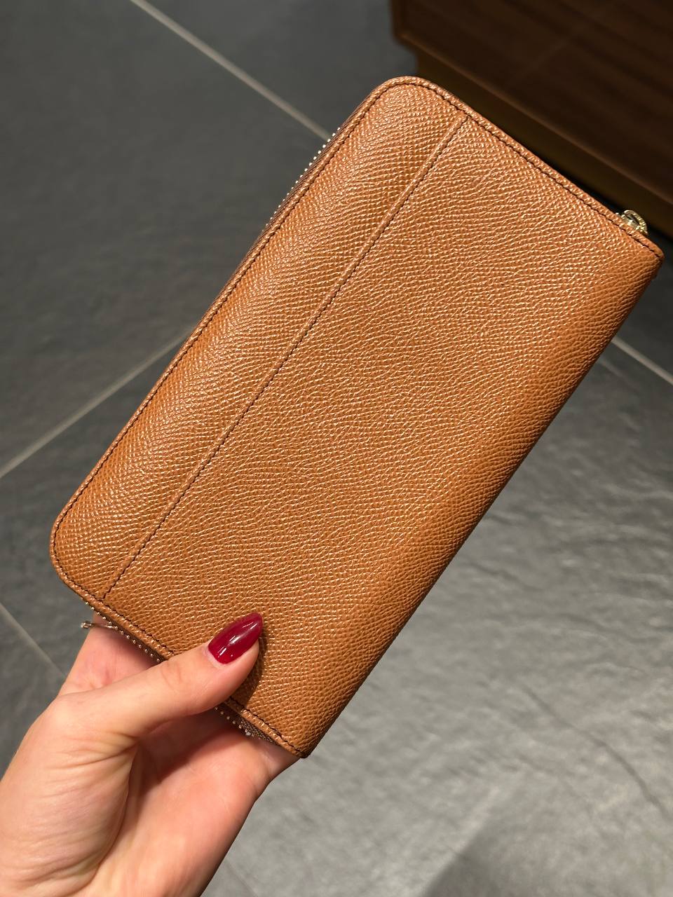 DOLCE & GABBANA OUTLETS 144344