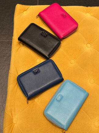 DOLCE & GABBANA OUTLETS 144356