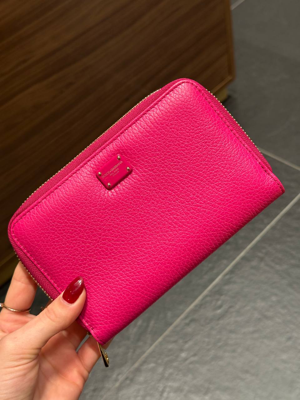 DOLCE & GABBANA OUTLETS 144357