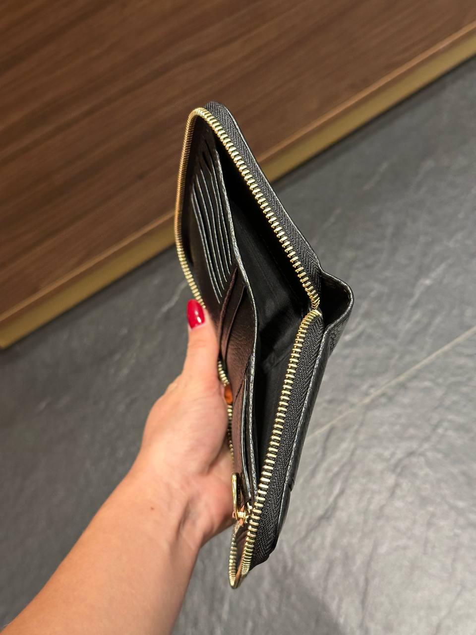 DOLCE & GABBANA OUTLETS 144366