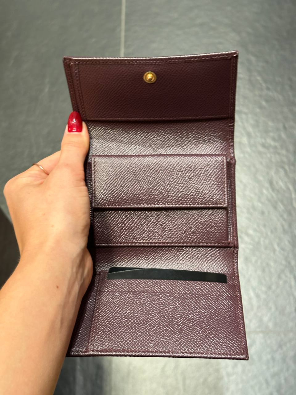 DOLCE & GABBANA OUTLETS 144406