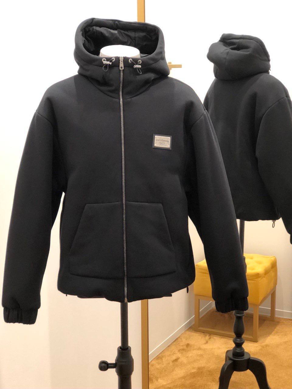 DOLCE & GABBANA OUTLETS 144564