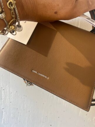 GLAMOUR BOUTIQUE 85404