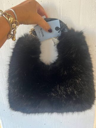 GLAMOUR BOUTIQUE 85419