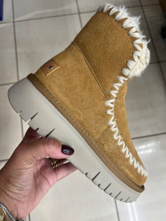 GLAMOUR BOUTIQUE 85442