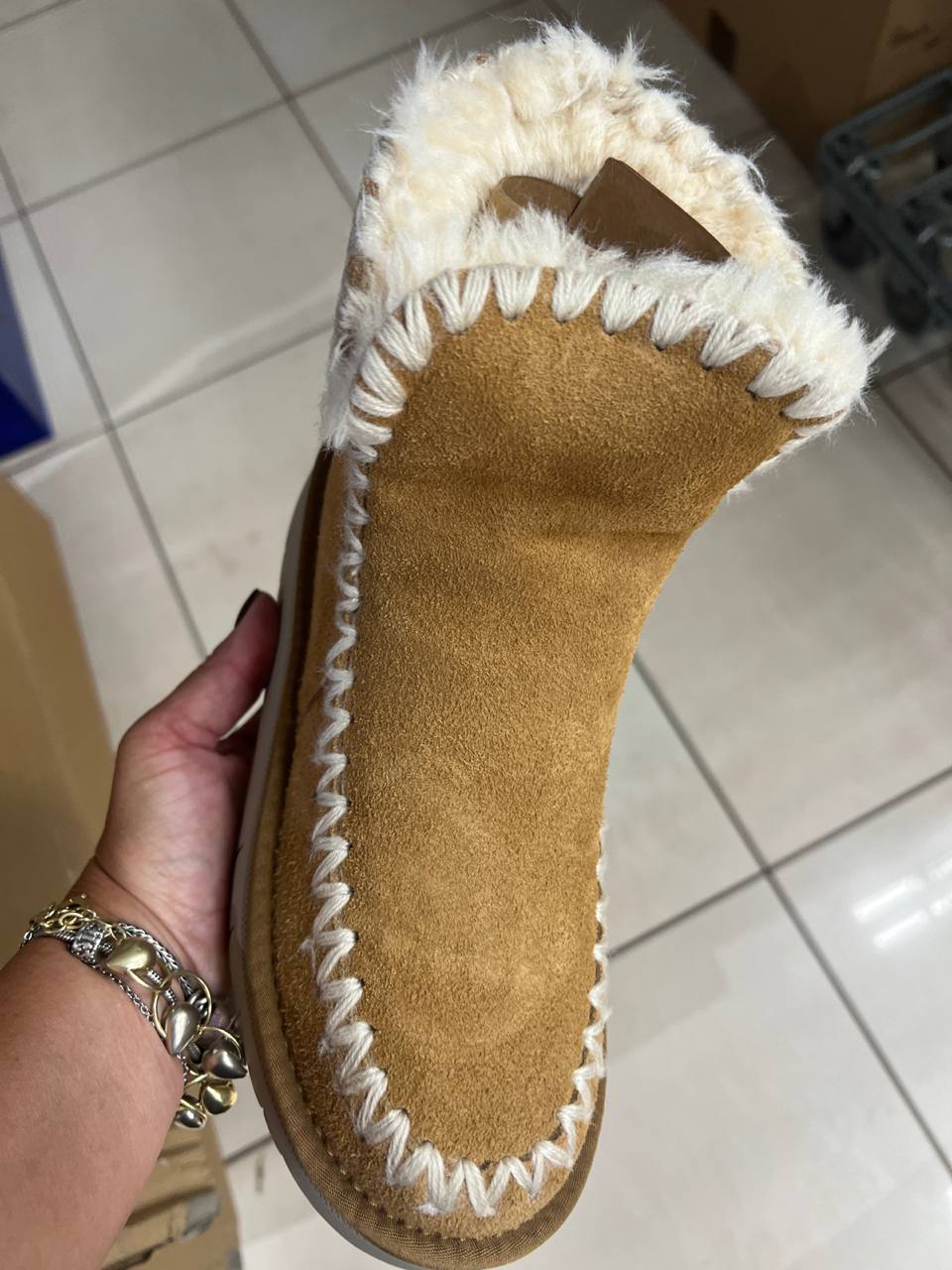 GLAMOUR BOUTIQUE 85444