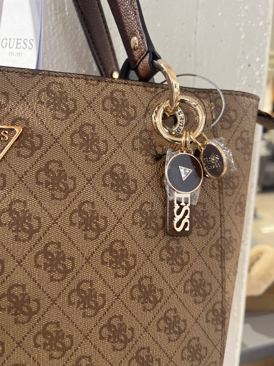 GLAMOUR BOUTIQUE 85927