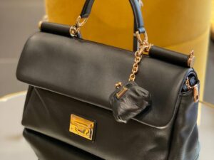 DOLCE & GABBANA OUTLETS 152147