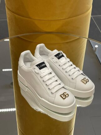 DOLCE & GABBANA OUTLETS 152181