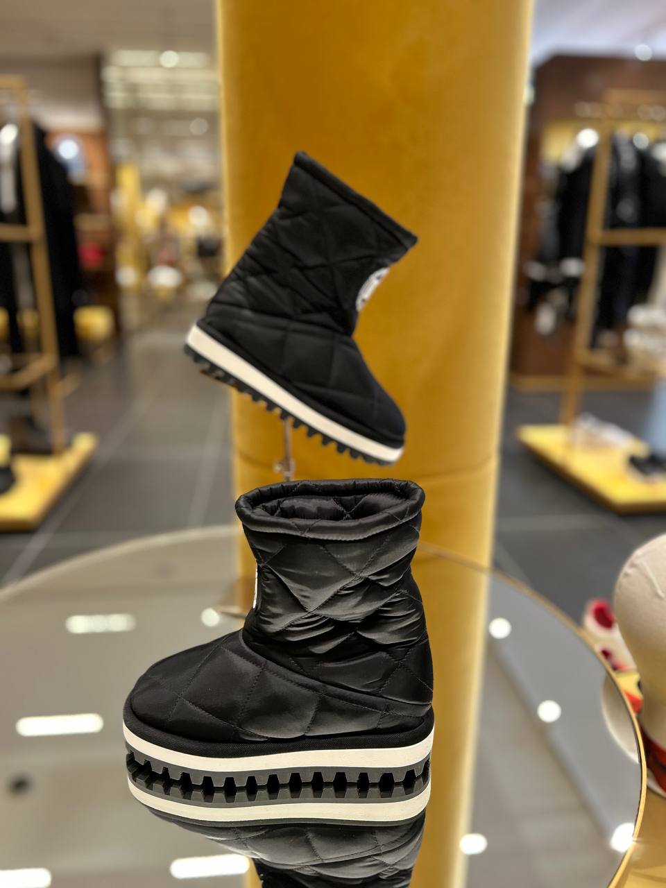 DOLCE & GABBANA OUTLETS 154465