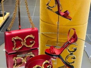 DOLCE & GABBANA OUTLETS 154498