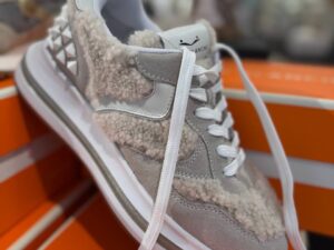 GLAMOUR BOUTIQUE 89475