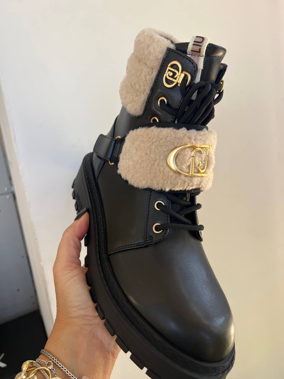 GLAMOUR BOUTIQUE 89741