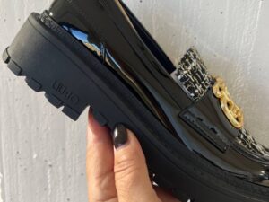 GLAMOUR BOUTIQUE 89750