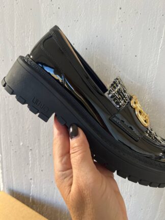 GLAMOUR BOUTIQUE 89750