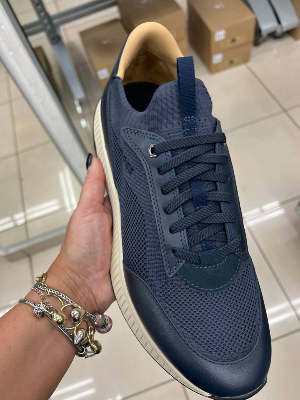 GLAMOUR BOUTIQUE 89803