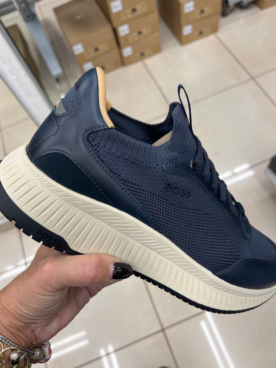 GLAMOUR BOUTIQUE 89804