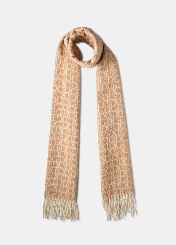 GLAMOUR BOUTIQUE 89821