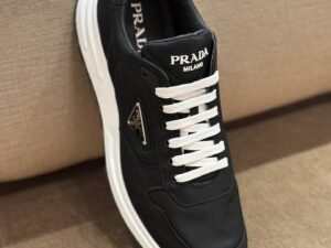PRADA OUTLET 92068