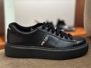 PRADA OUTLET 92082