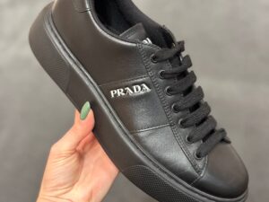 PRADA OUTLET 92085