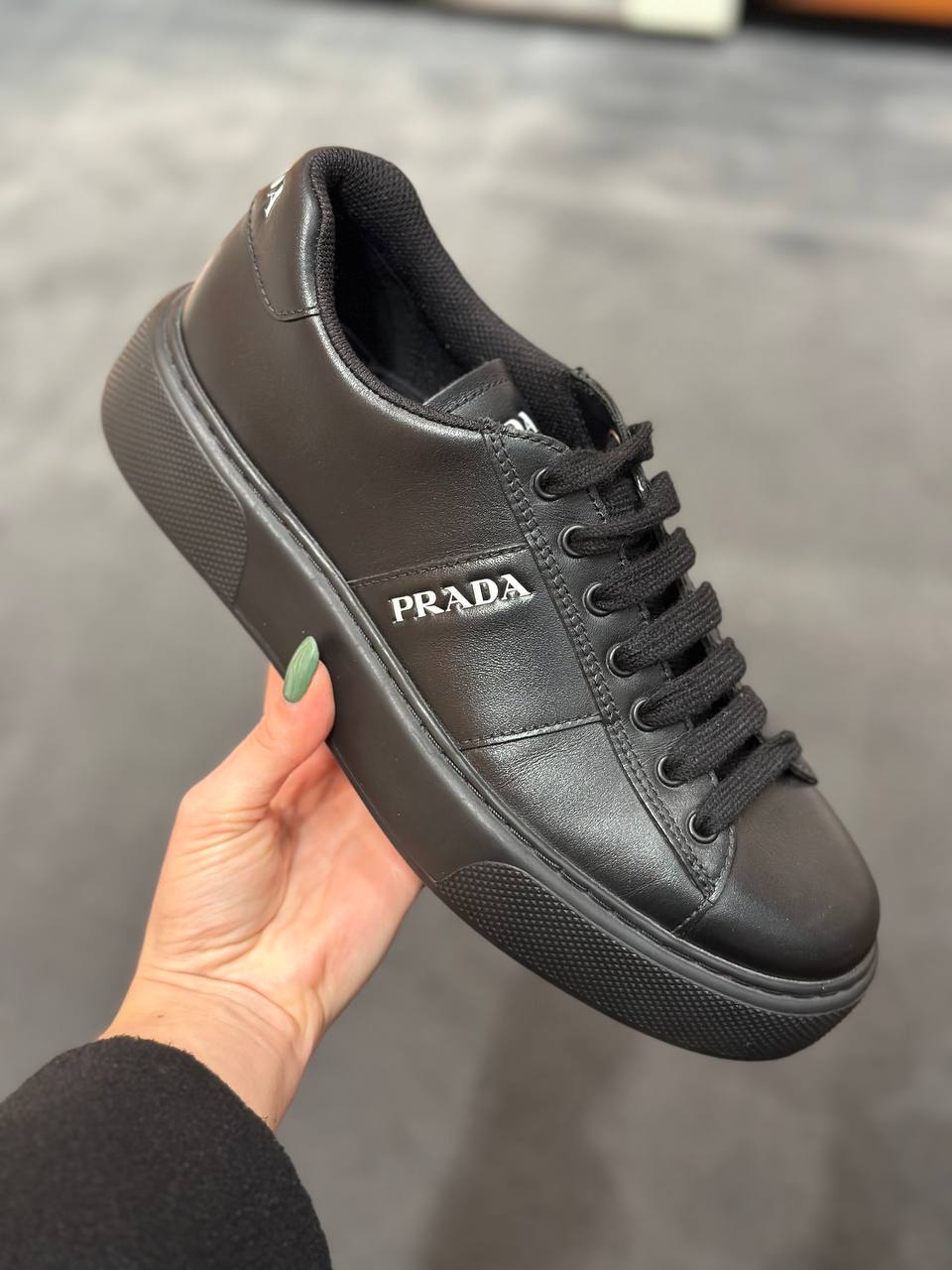 PRADA OUTLET 92085