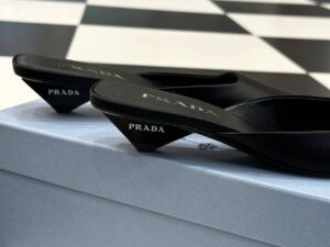 PRADA OUTLET 93746