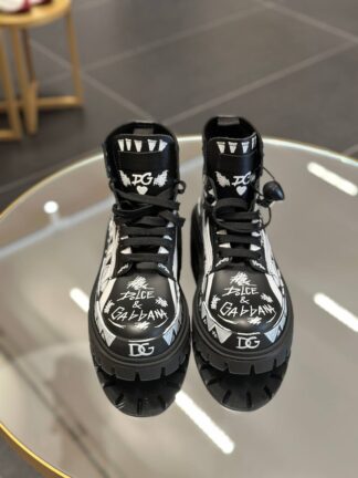 DOLCE&GABBANA OUTLETS 157500