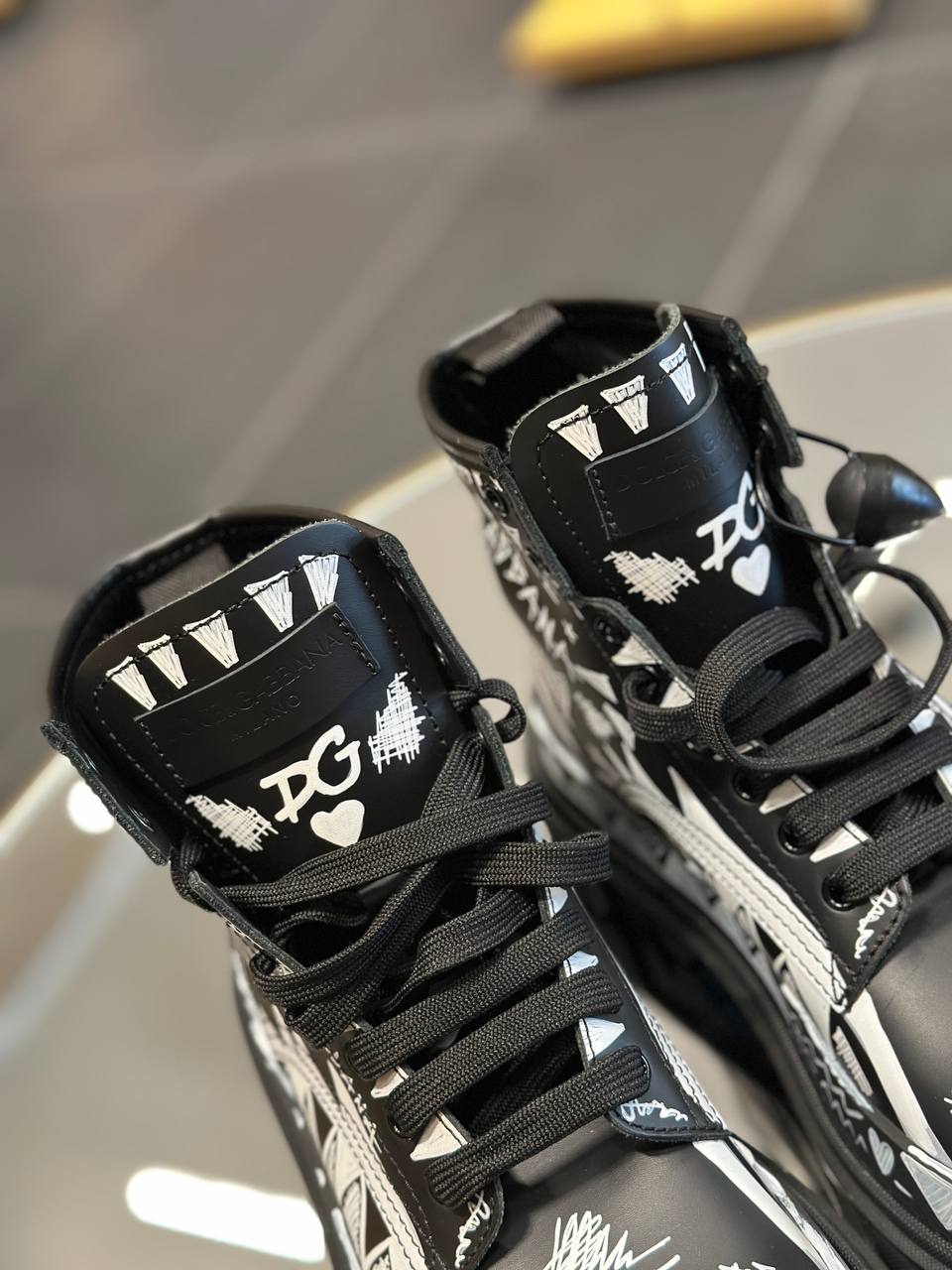 DOLCE&GABBANA OUTLETS 157501