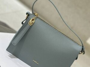 FURLA OUTLETS 44151