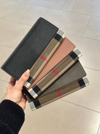 BURBERRY Outlet 6388