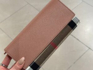 BURBERRY Outlet 6389