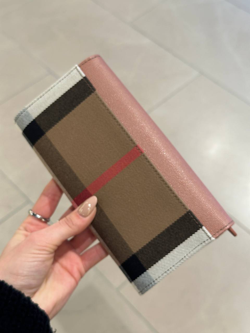 BURBERRY Outlet 6390