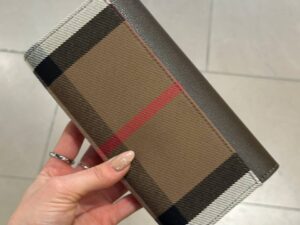 BURBERRY Outlet 6394