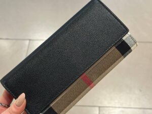 BURBERRY Outlet 6397