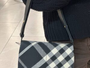 BURBERRY Outlet 6405