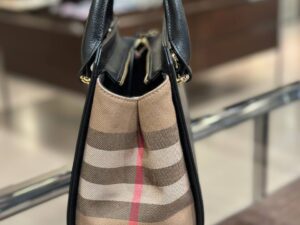 BURBERRY Outlet 6413